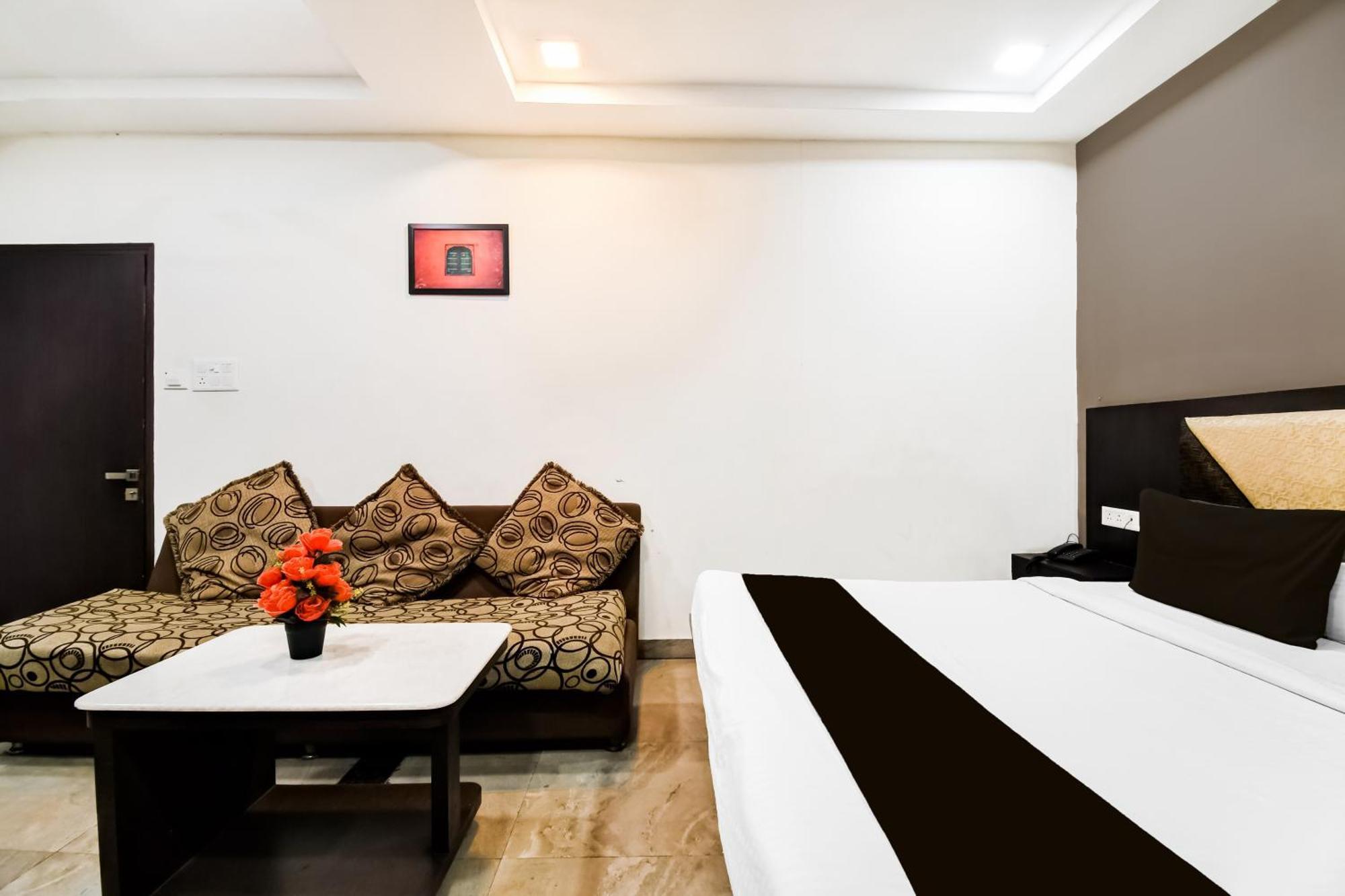 Super Hotel O Raipur City Center Formerly Hotel Edge Экстерьер фото